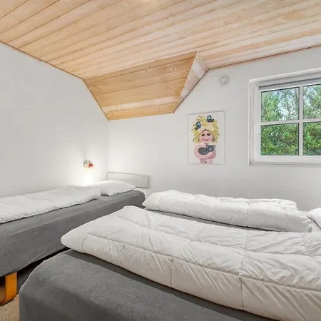 Dorris - 4-3km From The Sea By Interhome *